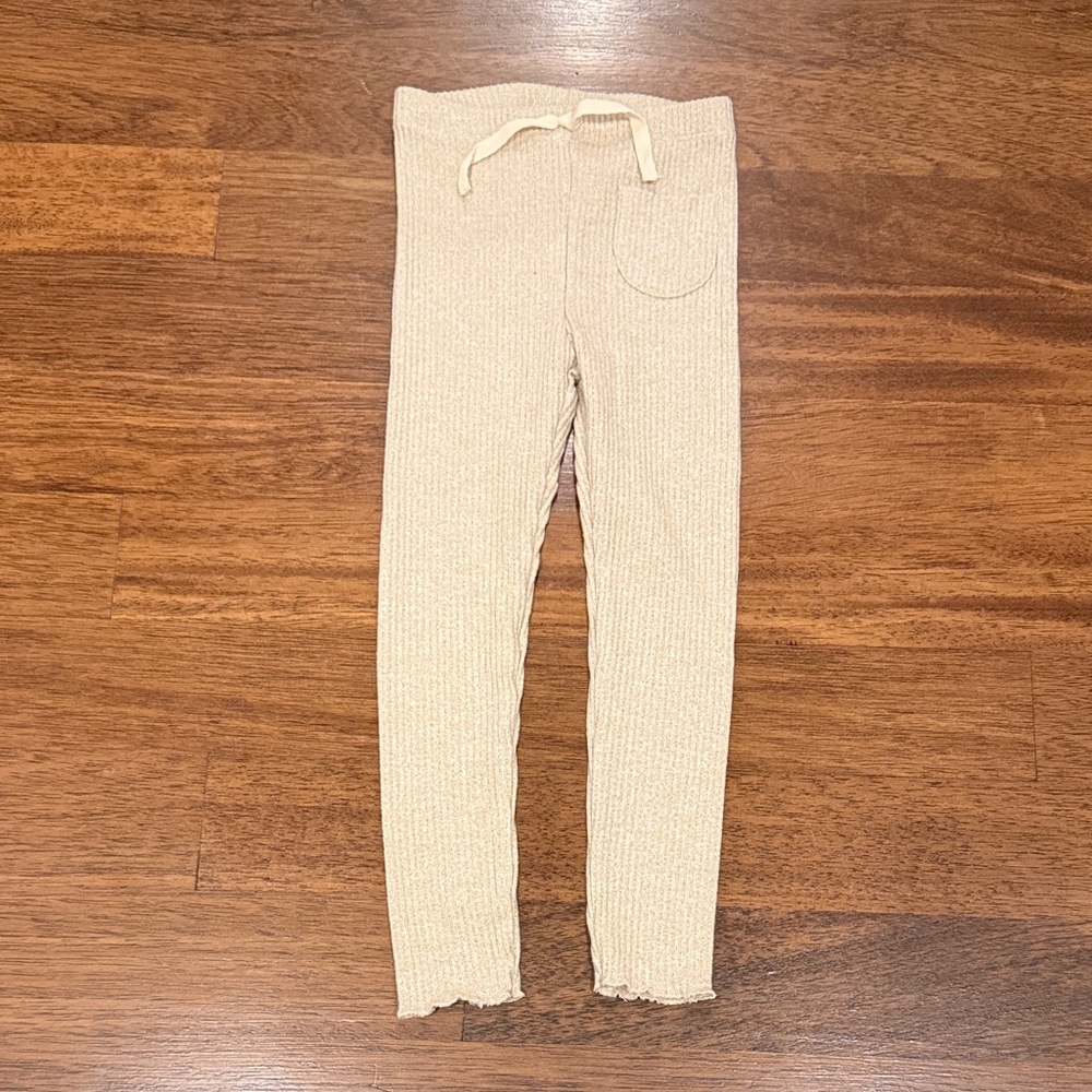 Zara Kids Beige Ribbed Leggings NWT size 4-5